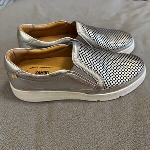 Samuel Hubbard Metallic Silver Leather Slip On Shoes‎ Laguna 6.5 M featherlight